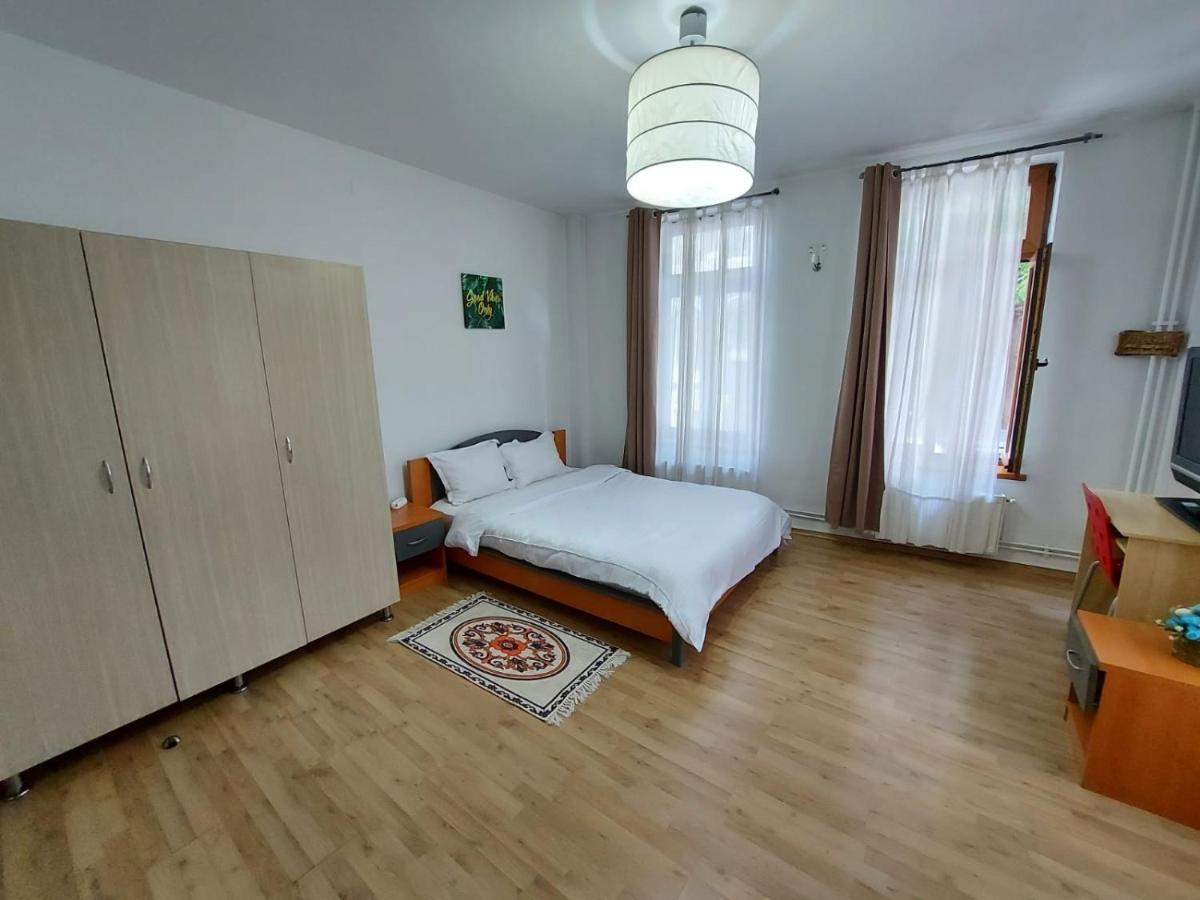 Happy Accomodation Bukarest Kültér fotó